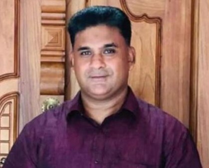 കുടുംബം നാട്ടിൽ നിന്നെത്തുന്നതിന് തൊട്ടുമുമ്പ് മലയാളി റിയാദിൽ നിര്യാതനായി.