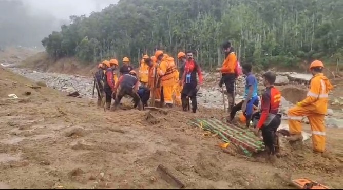 ഉരുള്‍പൊട്ടലില്‍ മരണം 276 ആയി.
