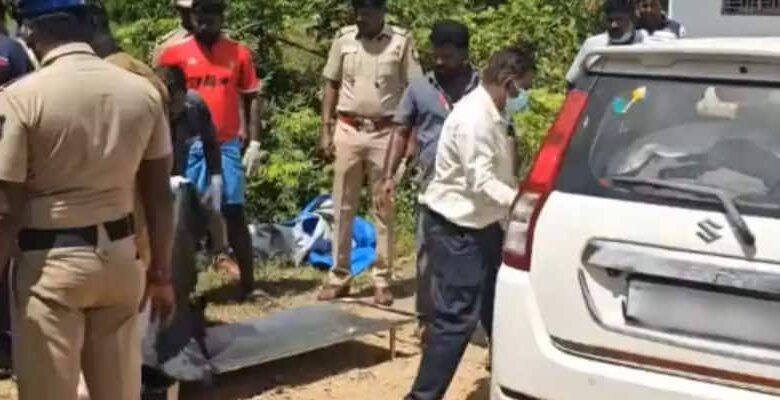 അഞ്ചംഗ കുടുംബത്തെ കാറില് മരിച്ച നിലയില് കണ്ടെത്തി