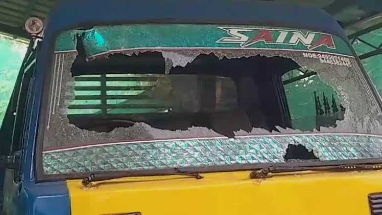 ഡ്രസ്സ് എടുക്കുന്നതിന് പണം നൽകാത്തതിന് വീട് കയറി ആ​ക്രമിച്ചു