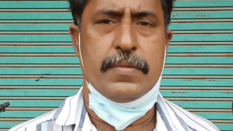 ലോറിയിൽ നിന്ന് മരം ലോഡ് ഇറക്കുന്നതിനിടെ മരം ദേഹത്ത് വീണ് മരണപ്പെട്ടു