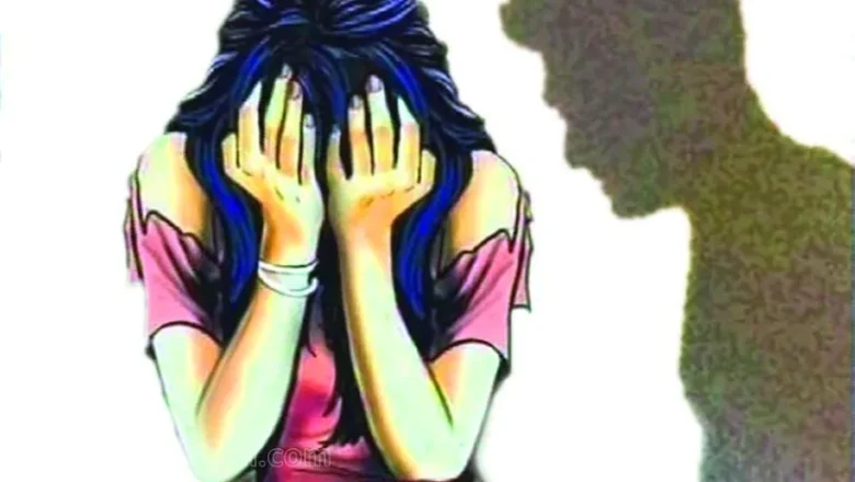 പീഡനശ്രമം ചെറുക്കുന്നതിനിടെ കെട്ടിടത്തിന്റെ മുകളിൽനിന്നു താഴേക്കു ചാടിയ യുവതിക്ക് പരുക്ക്.
