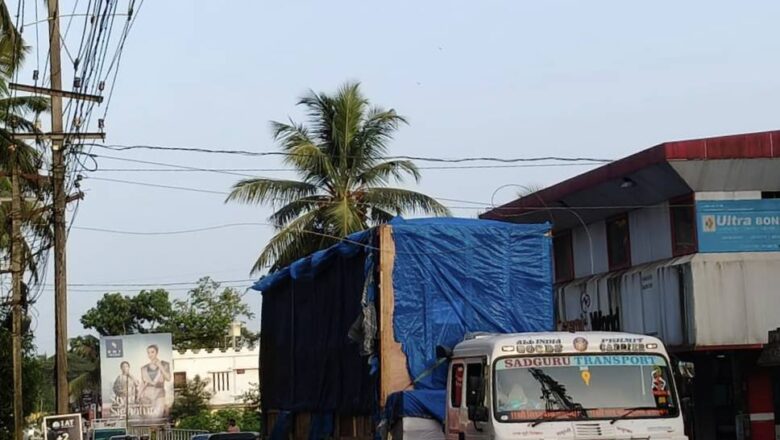 ഉയരം കൂടുതലുള്ള വാഹനങ്ങൾ  തിരിച്ചു വിടുന്നത് അപകടങ്ങൾക്ക് കാരണമാകുന്നു