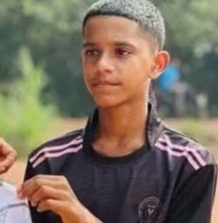 കൂട്ടുകാരോടൊപ്പം കുളത്തിൽ നീന്താനിറങ്ങിയ 14 കാരന് ദാരുണാന്ത്യം