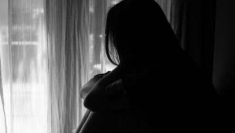 പതിനാലുകാരി 7 മാസം ഗര്‍ഭിണി;  19കാരൻ അറസ്റ്റില്‍