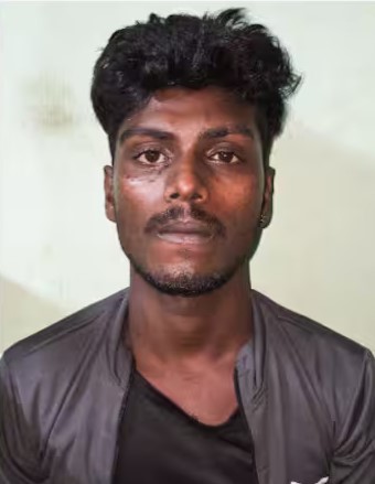 കോടതിയിലേക്ക് കൊണ്ട് പോകുമ്പോൾ പൊലീസിനെ വെട്ടിച്ച് കടന്ന കുപ്രസിദ്ധ മോഷ്ടാവ് പിടിയിൽ