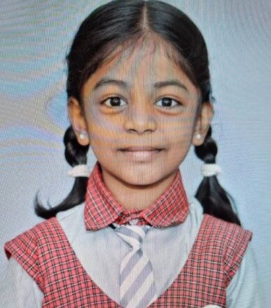 ബസ് ശരീരത്തിലൂടെ കയറിയിറങ്ങി വിദ്യാര്‍ത്ഥിനിക്ക് ദാരുണാന്ത്യം