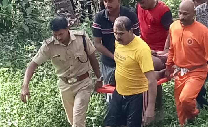 കൂട്ടുകാരോടൊപ്പം കുളിക്കുന്നതിനിടെ 17കാരൻ മുങ്ങി മരിച്ചു