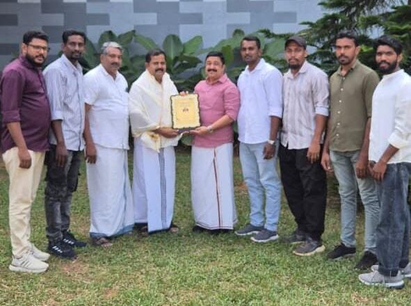 വികസന മുന്നേറ്റം: പത്താം വാർഡ് മെമ്പർ ചോലക്കൻ റഫീഖ് മൊയ്തീന് യൂത്ത് ലീഗിന്റെ സ്നേഹാദരം