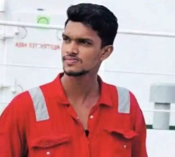 കൊച്ചി ഷിപ്‌യാര്‍ഡില്‍ അറ്റകുറ്റപ്പണിക്കിടെ അപകടം: മലപ്പുറം സ്വദേശിയായ ഡൈവർ മരിച്ചു