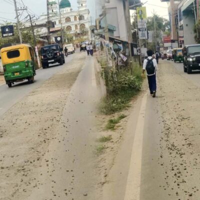 പൊടിപടലങ്ങളും അപകടക്കെണിയും; റോഡ് പുനഃസ്ഥാപിക്കാത്തതിനെതിരെ പോലീസിൽ പരാതി