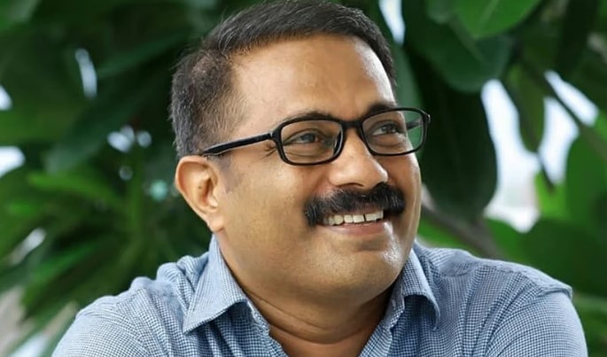 അഴിക്കോട് തിരഞ്ഞെടുപ്പ് കേസ്: കെ.എം. ഷാജിയുടെ അയോഗ്യത സുപ്രീംകോടതി റദ്ദാക്കി