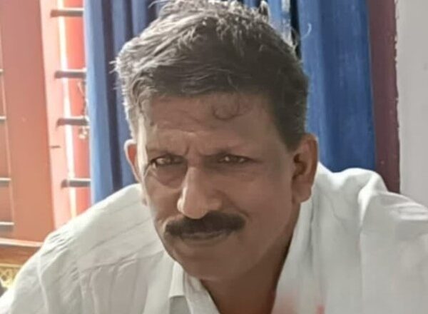 വെളിമുക്കിൽ തെങ്ങ് വീണ് പരിക്കേറ്റ് ചികിത്സയിലായിരുന്ന KSEB ഓവർസിയർ മരണപ്പെട്ടു