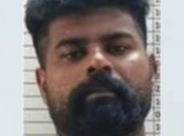 മലബാര്‍ എക്‌സ്പ്രസിലെ എ സി കമ്പാര്‍ട്ട്‌മെന്റില്‍ വിദ്യാര്‍ത്ഥിയുടെ ഒരു ലക്ഷത്തിന്റെ ലാപ്‌ടോപ്പ് മോഷ്ടിച്ചു, സിസിടിവി പരിശോധിച്ചു, യുവാവ് പിടിയില്‍