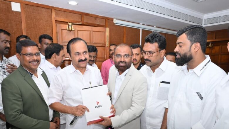 ജീവിതശൈലി രോഗങ്ങൾക്കെതിരെ ‘മെക് സെവൻ’ വ്യായാമ പദ്ധതി: മുഖ്യമന്ത്രി വി ഡി സതീശന് രൂപരേഖ സമർപ്പിച്ചു