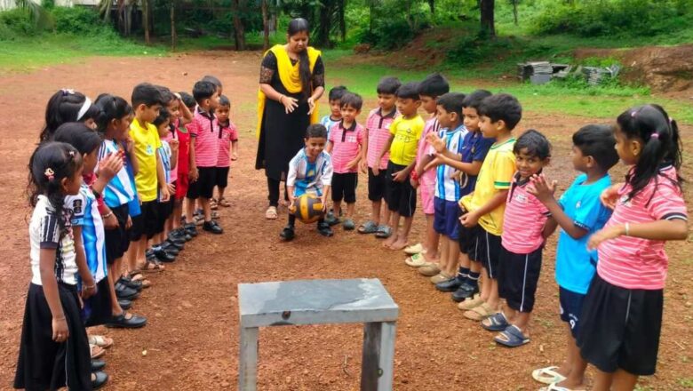 മുതലമാട് ഡ്രീംസ് സ്കൂളിൽ ഗോൾകിക്ക് മത്സരവും ഫുട്ബോളും സംഘടിപ്പിച്ചു