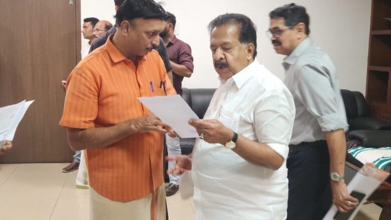 മൂന്നിയൂർ ആസ്ഥാനമായി പുതിയ പോലീസ് സ്റ്റേഷൻ അനുവദിക്കണം; ആഭ്യന്തര മന്ത്രിക്ക് നിവേദനം നൽകി