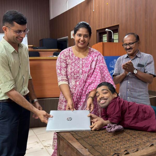 പരിമിതികളെ തോൽപ്പിച്ച് റാഷിദ്; ഉപരിപഠനത്തിന് തണലായി ലാപ്‌ടോപ്പ്